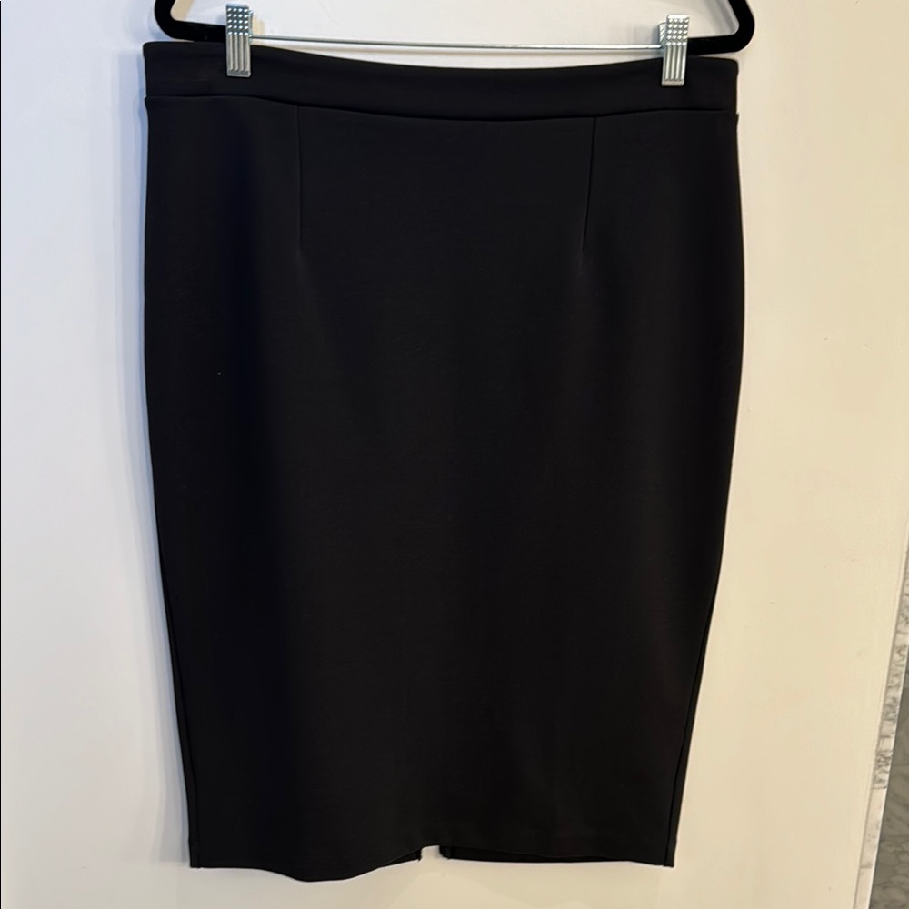 Elegant Black Women's Skirt